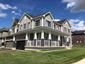Large 5 Bedroom Newly Built Home Sleeps 12 Persons